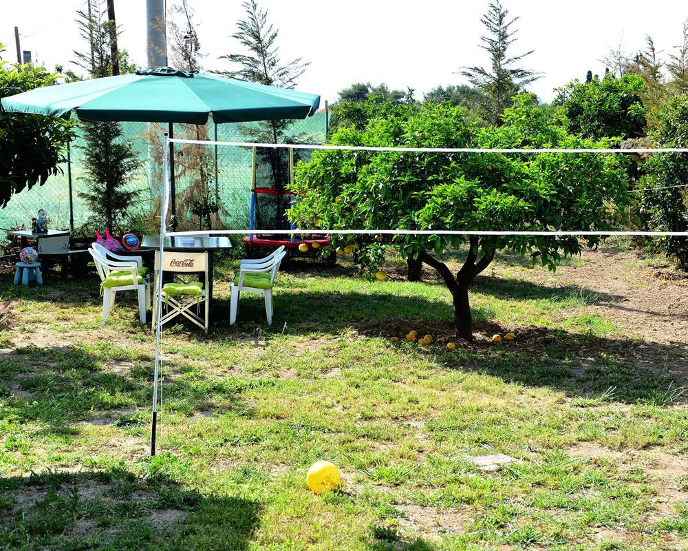 Noble Inn Loutraki  Bagian luar foto